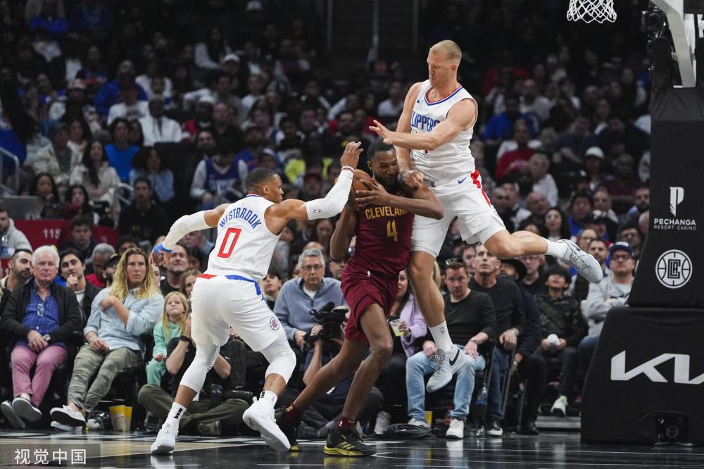 又或者当东 又或者当东